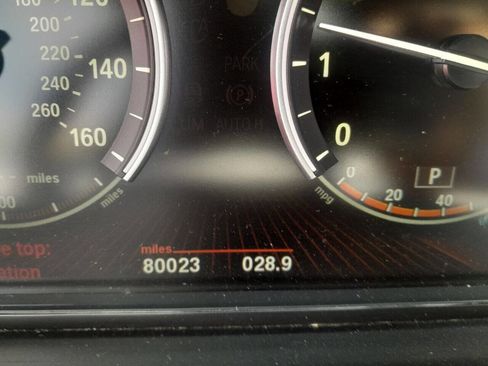 Used 2012 BMW 650i Convertible image 6