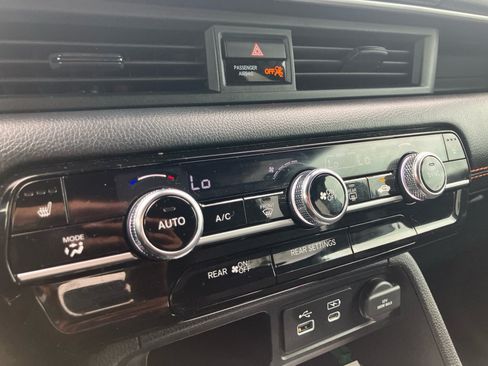 Used 2023 Honda Pilot Sport image 20