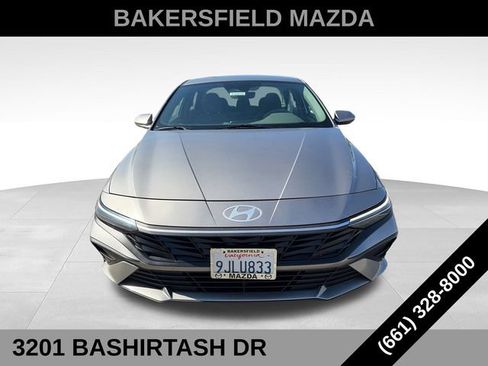 Used 2024 Hyundai Elantra SE FWD image 8