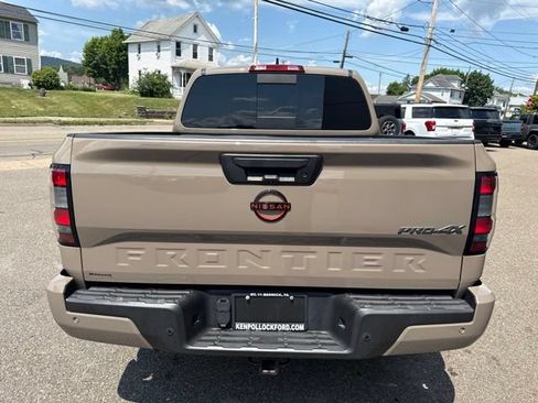 Used 2023 Nissan Frontier PRO-4X w/ Pro Convenience Package AWD/4WD image 7