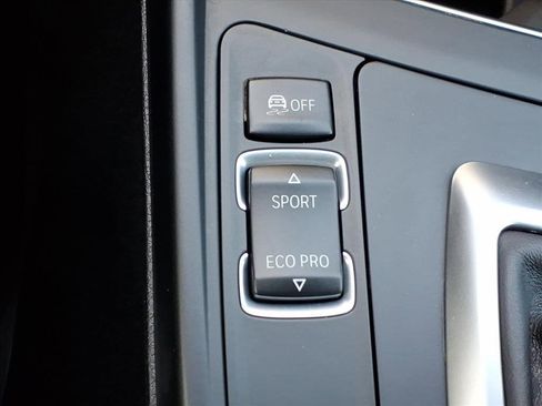 Used 2018 BMW 230i Convertible image 21