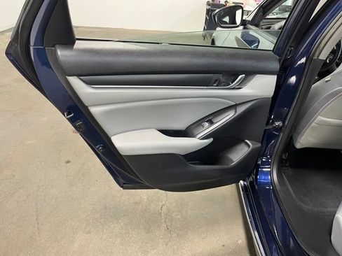 Used 2019 Honda Accord EX image 20