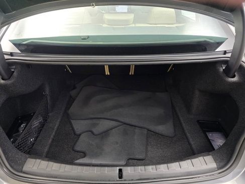 Used 2025 BMW 330i Sedan w/ Convenience Package image 16