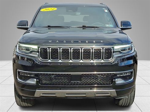 Used 2024 Jeep Wagoneer Series III image 2
