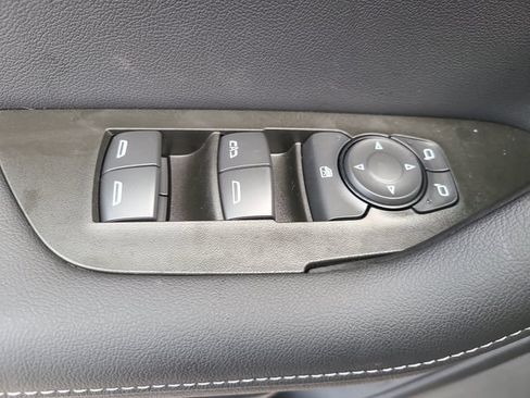 New 2026 Chevrolet Blazer LT w/ Convenience Package FWD image 17