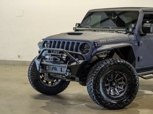 Used 2022 Jeep Wrangler Unlimited Rubicon w/ Cold Weather Group AWD/4WD image 5