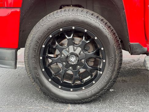 Used 2016 Chevrolet Silverado 1500 Custom w/ Custom Convenience Package image 26