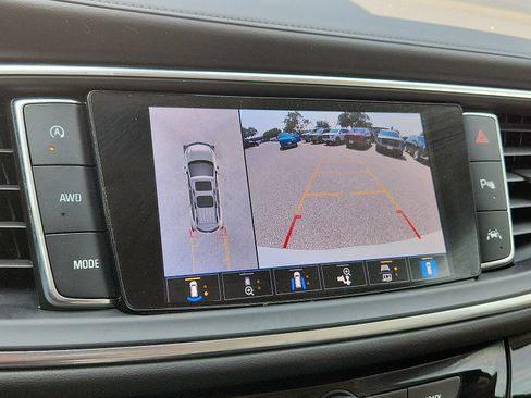 Used 2023 Buick Enclave Avenir w/ Avenir Technology Package AWD/4WD image 20