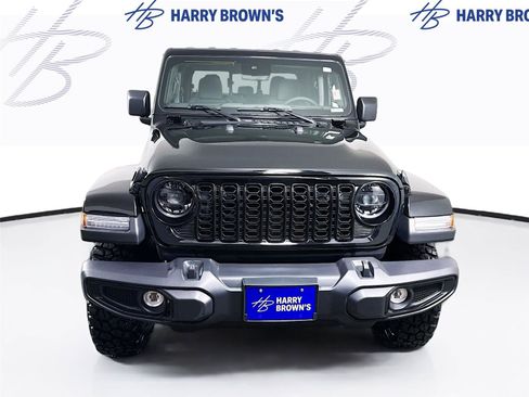 Used 2025 Jeep Gladiator Sport AWD/4WD image 26