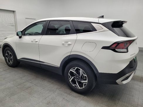 Used 2023 Kia Sportage LX AWD/4WD image 3