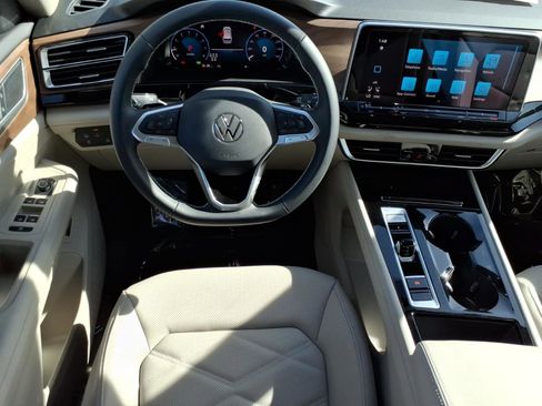 New 2026 Volkswagen Atlas SE image 15