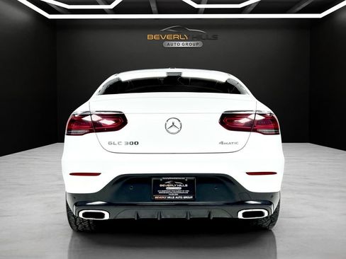 Used 2021 Mercedes-Benz GLC 300 4MATIC Coupe image 4