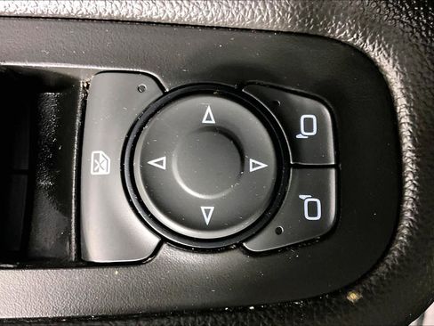 Used 2019 GMC Terrain SLE image 32