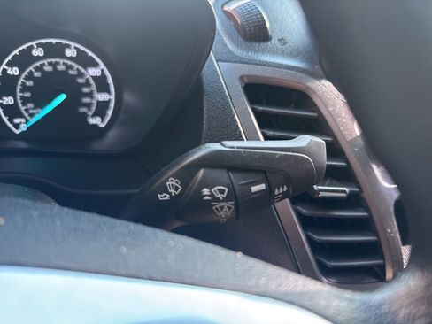 Used 2023 Ford Transit Connect XL image 18