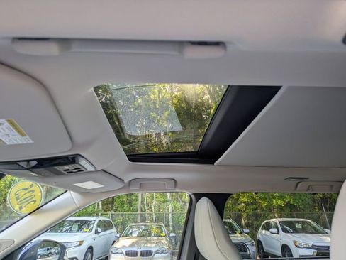 New 2025 Mitsubishi Outlander SEL image 23