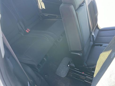 Used 2023 Jeep Grand Cherokee L Laredo image 27