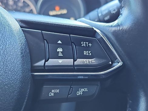 Used 2021 MAZDA CX-5 Touring image 18