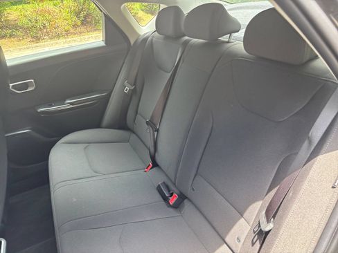 Used 2026 Kia K4 FWD image 34