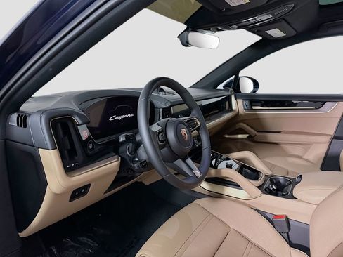 Used 2026 Porsche Cayenne image 4