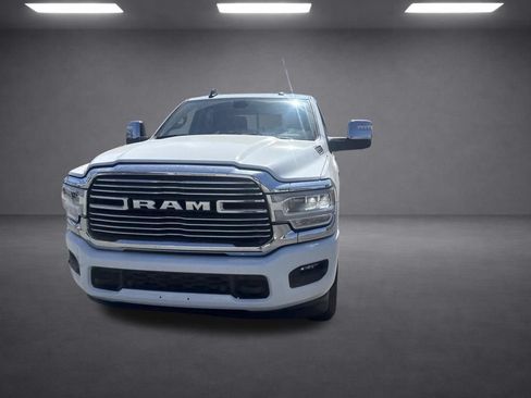 Used 2024 RAM 2500 Laramie AWD/4WD image 8