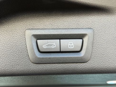 New 2026 BMW X5 xDrive40i w/ M Sport Package image 17