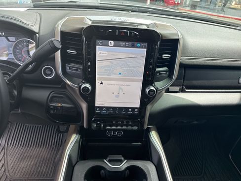 Used 2024 RAM 2500 Laramie w/ Towing Technology Group image 20