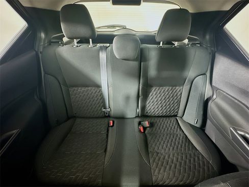 Used 2022 Nissan Kicks S image 13