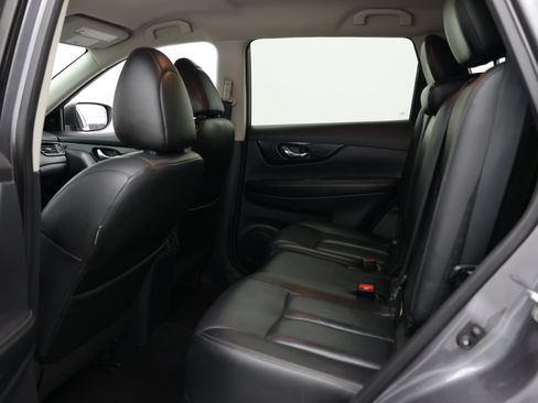 Used 2018 Nissan Rogue SL FWD image 27