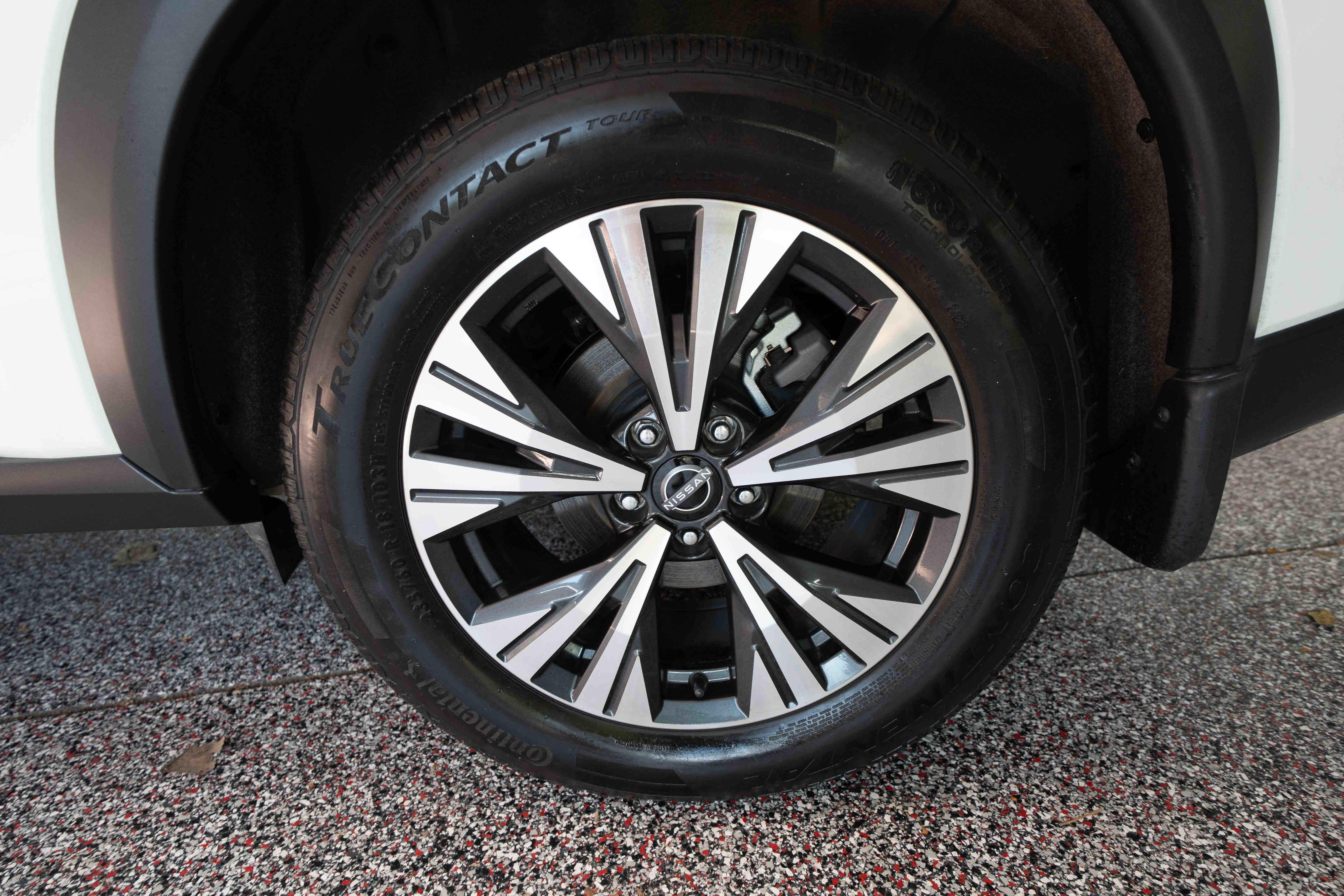 Used 2023 Nissan Rogue SV w/ SV Premium B Package AWD/4WD image 30