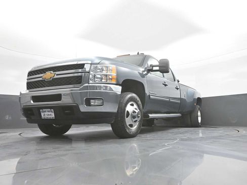 Used 2012 Chevrolet Silverado 3500 LTZ AWD/4WD image 42