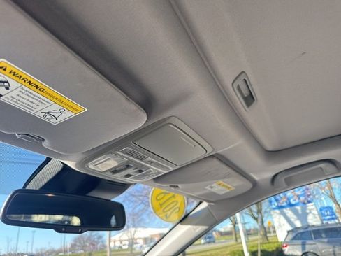 Used 2018 Honda CR-V EX-L image 17