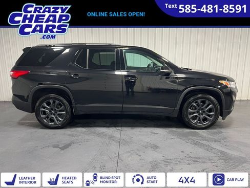 Used 2021 Chevrolet Traverse RS image 1