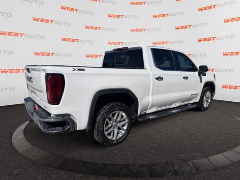 Used 2022 GMC Sierra 1500 SLT w/ SLT Premium Plus Package AWD/4WD image 5