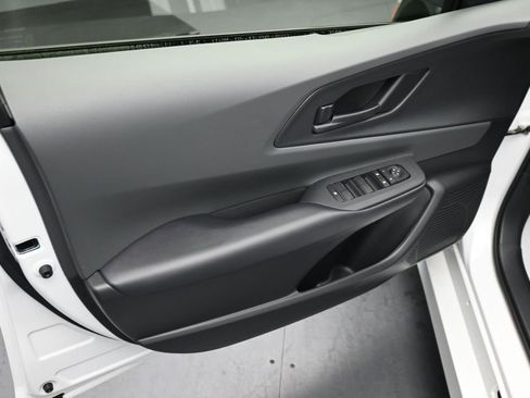 Used 2024 Toyota Prius LE FWD image 17