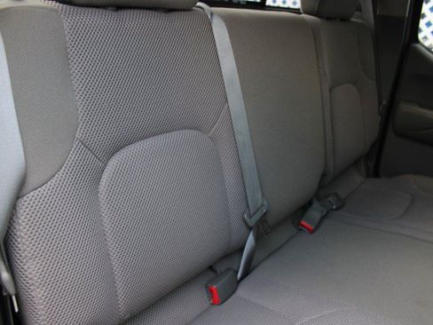 Used 2019 Nissan Frontier SV RWD image 14
