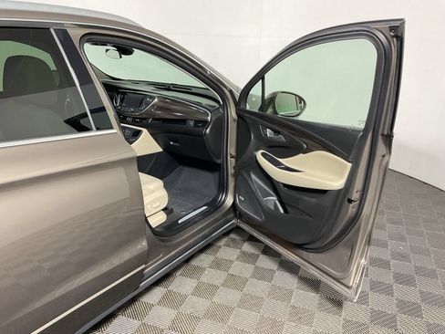 Used 2019 Buick Envision Premium AWD/4WD image 37