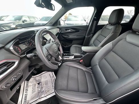 Used 2023 Chevrolet TrailBlazer RS w/ Convenience Package image 12