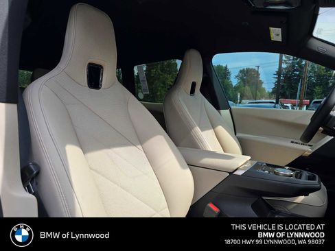 New 2026 BMW iX xDrive45 image 11