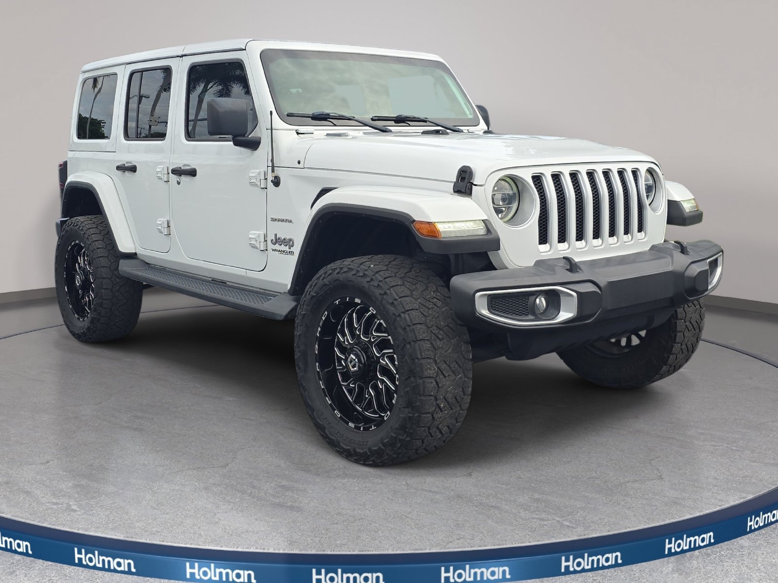 Used 2021 Jeep Wrangler Unlimited Sahara AWD/4WD image 4
