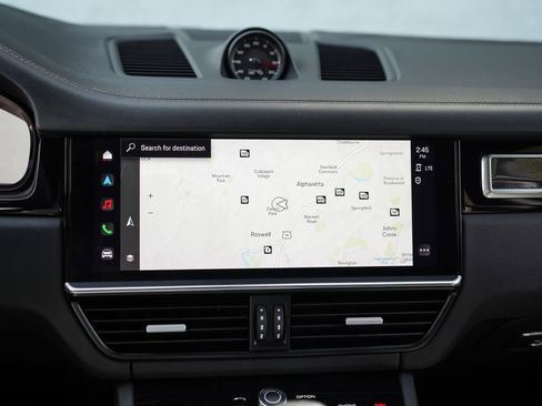 Used 2022 Porsche Cayenne Turbo image 33