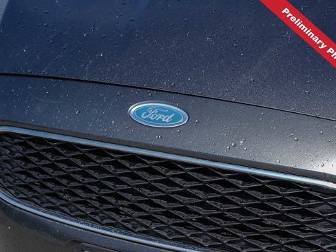 Used 2018 Ford Focus SEL FWD image 4