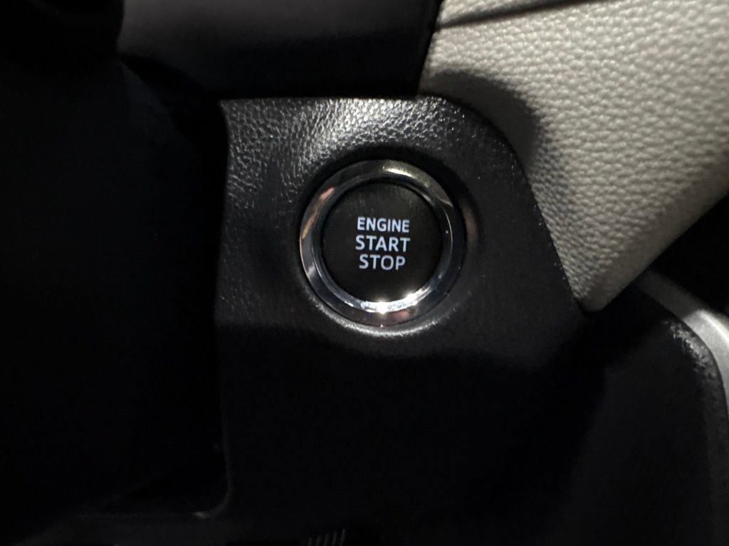 Used 2025 Toyota RAV4 Limited w/ Advanced Technology Package AWD/4WD image 21