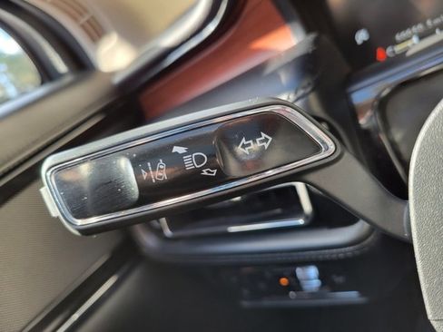 Used 2022 Lincoln Nautilus Reserve image 34