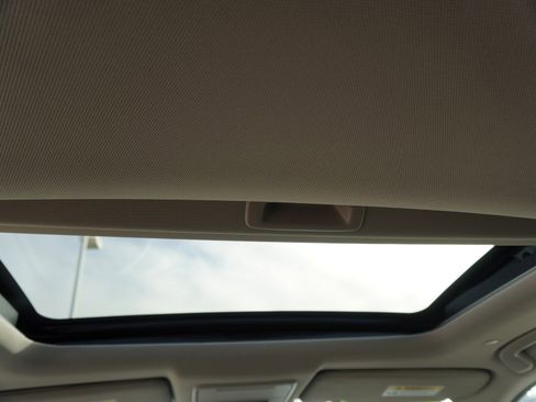 Used 2025 Honda CR-V EX-L image 14