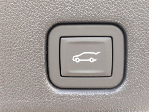 New 2026 GMC Acadia Elevation w/ Elevation Premium Package image 13