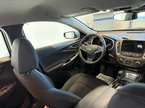 Used 2024 Chevrolet Malibu LT image 24