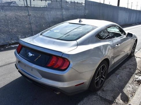 Used 2023 Ford Mustang Premium RWD image 5