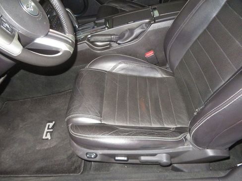 Used 2014 Ford Mustang GT Premium w/ Electronics Package RWD image 18