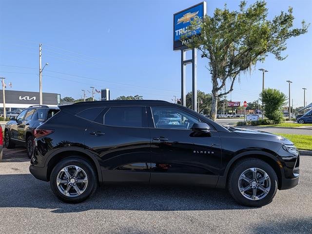 New 2026 Chevrolet Blazer LT w/ Convenience Package FWD image 2