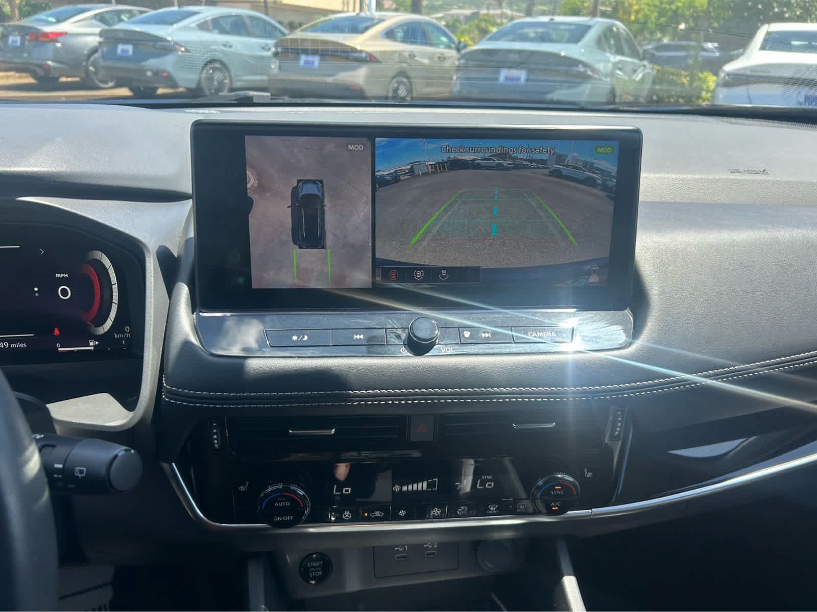 Used 2024 Nissan Rogue SL FWD image 8